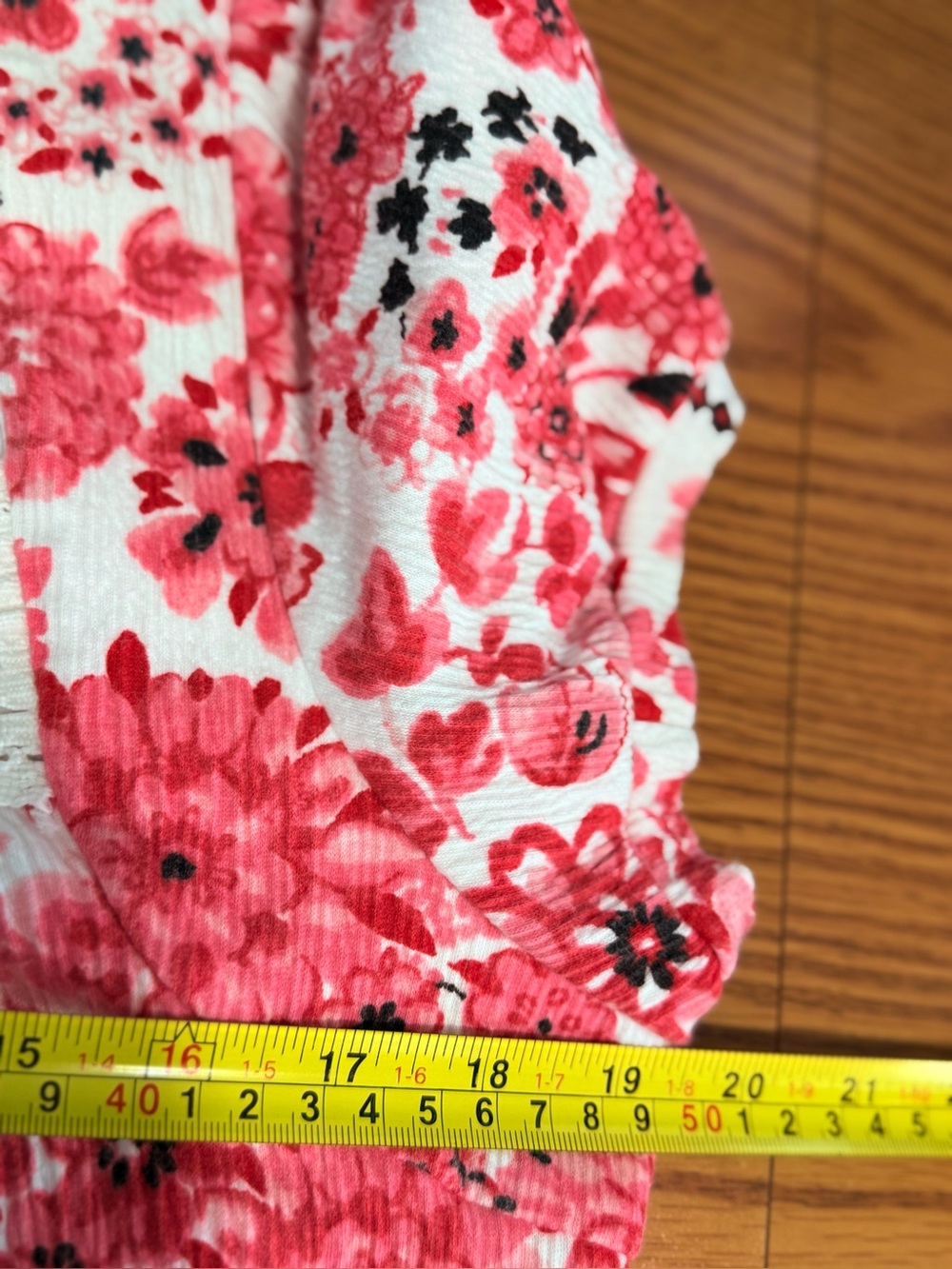 Dress Barn - Pink Floral Cool Summer Short Sleeve Peasant Blouse Crinkle Stretch - Picture 5 of 9